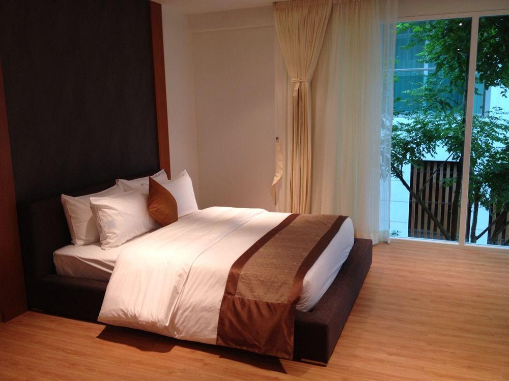 The Privilege Residence Patong Exteriör bild