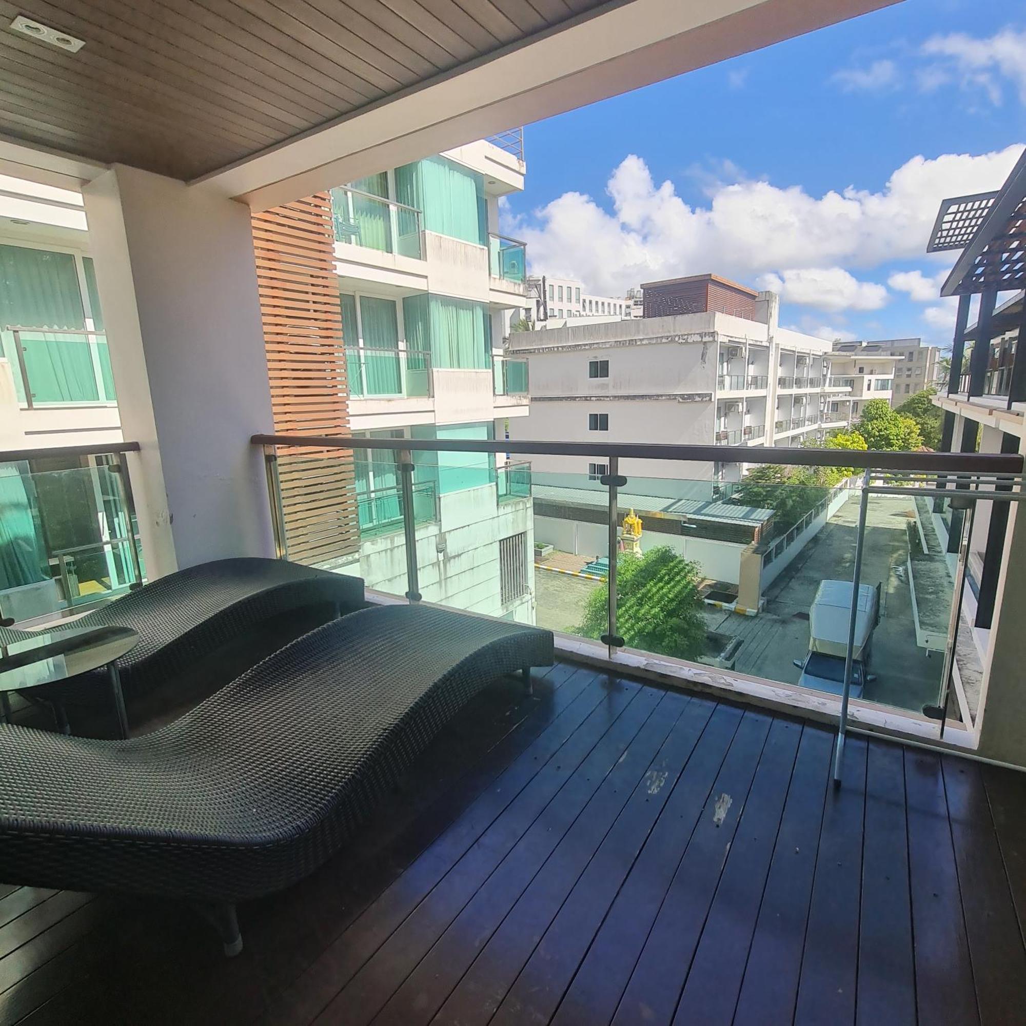 The Privilege Residence Patong Exteriör bild