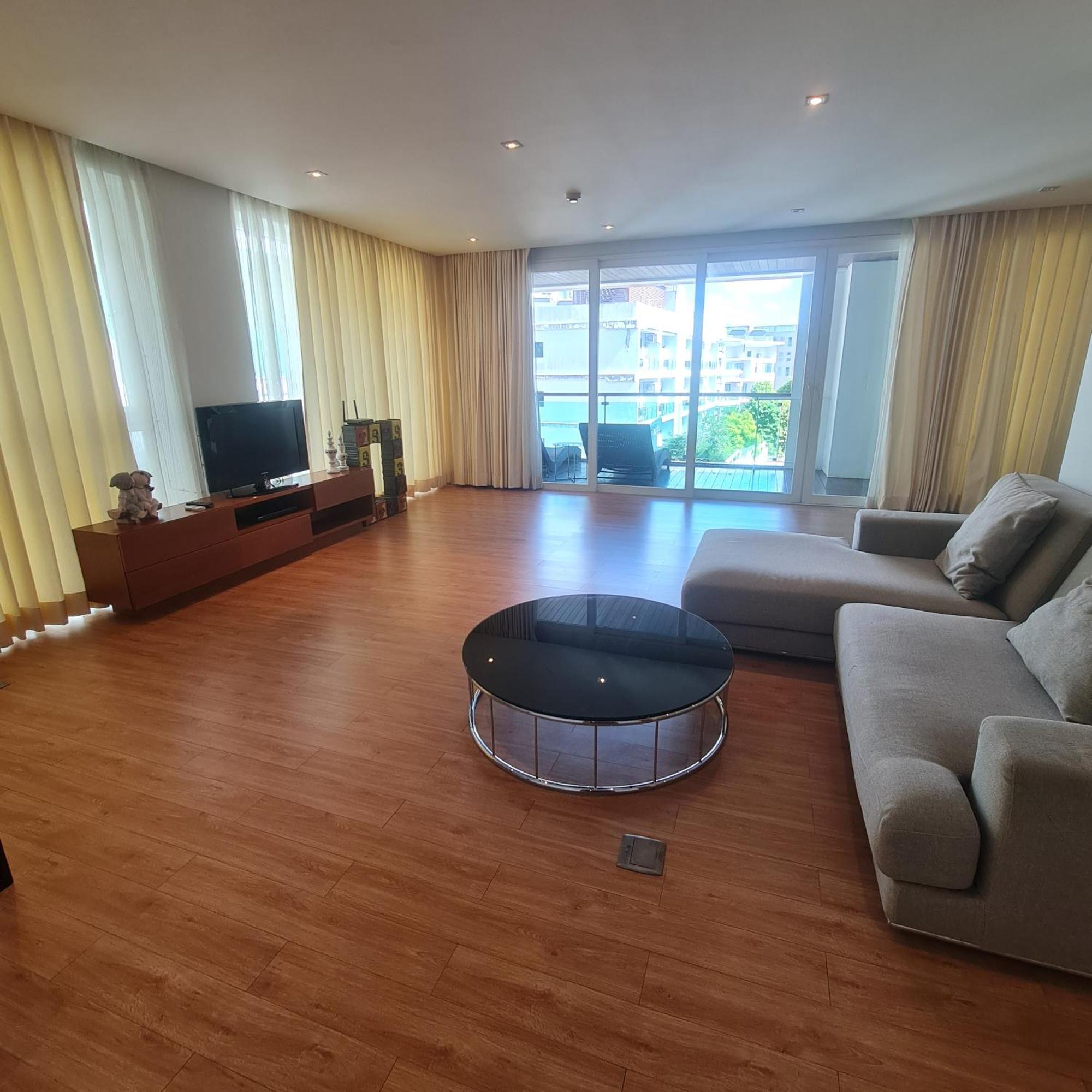 The Privilege Residence Patong Exteriör bild
